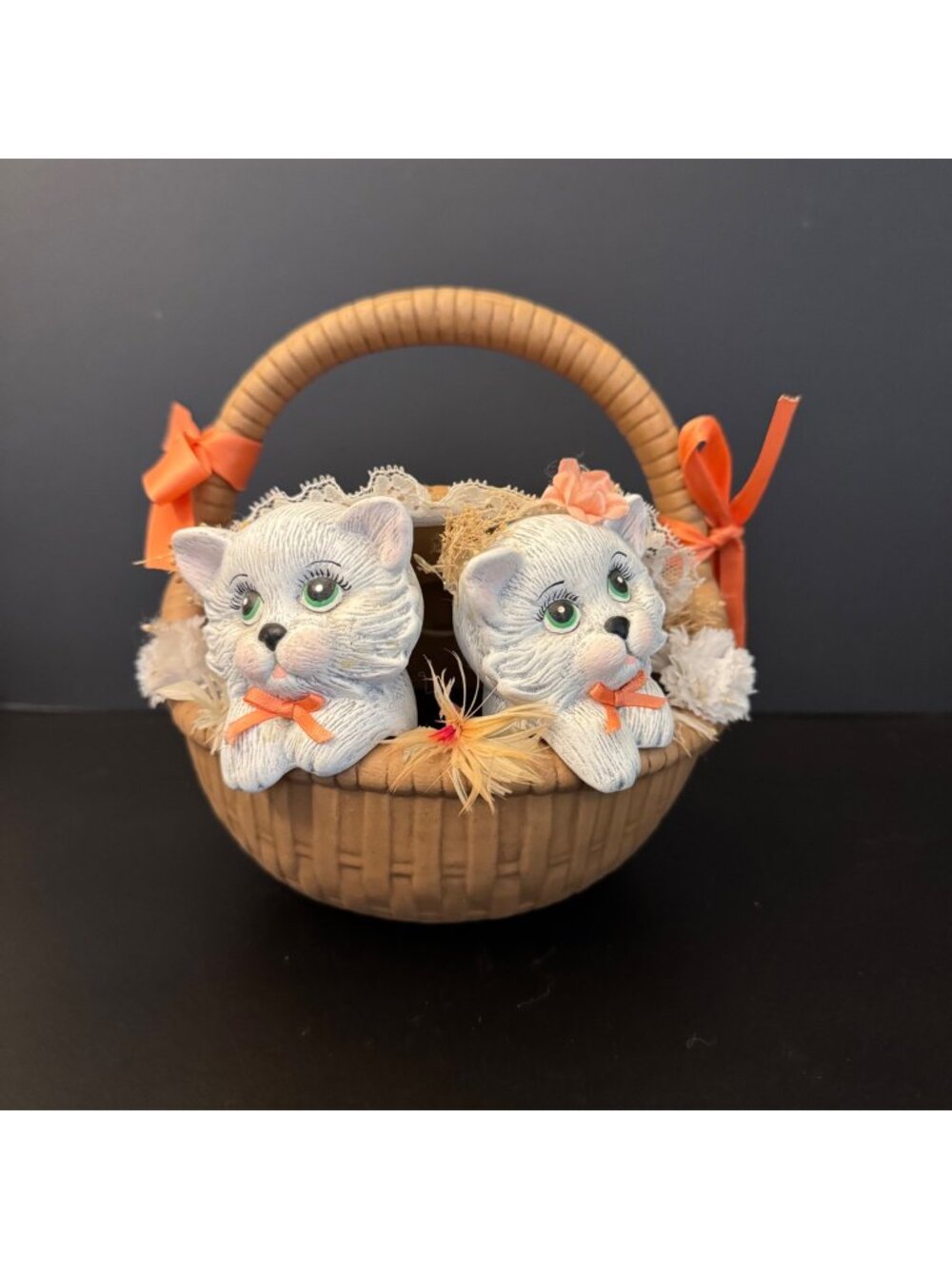 Vtg Ceramic Cat Figurines In Woven Basket Orange Ribbons & Lace Accents Decorati